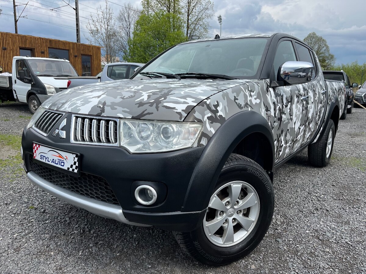 Mitsubishu L200 Double cab 100kw MT5 dv