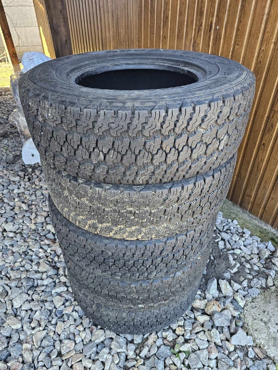 Pneumatiky 255/75 R17