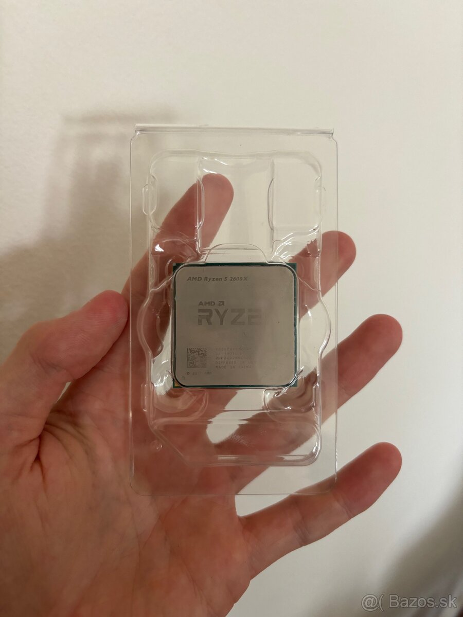 AMD Ryzen 5 2600X - 6 jadier / 12 vlákien