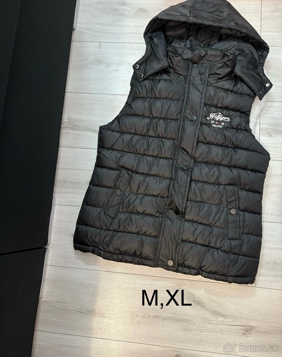 Cierna vesta s kapucnou Tommy hilfiger