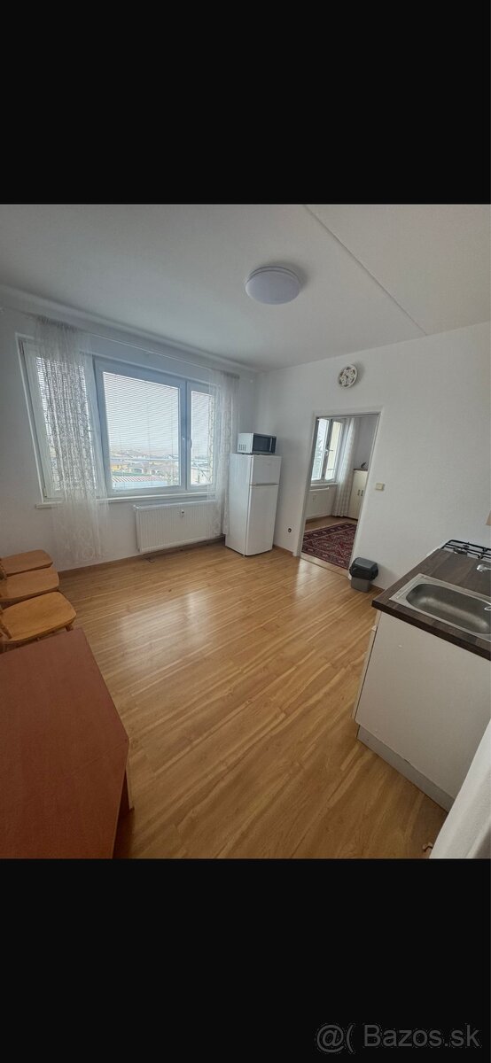 Predám 1 izbový byt Kováčová