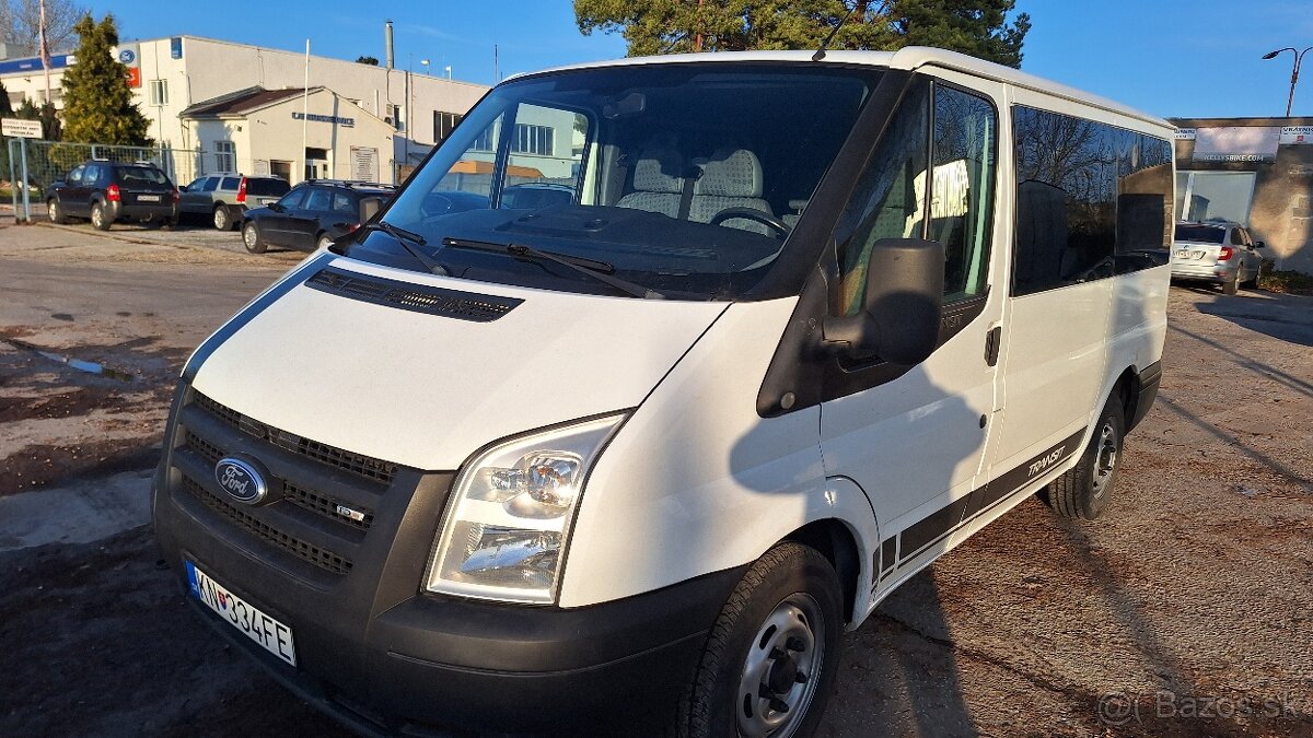 FORD TRANSIT BUS 2.2 TDCI.9 MIESTNY