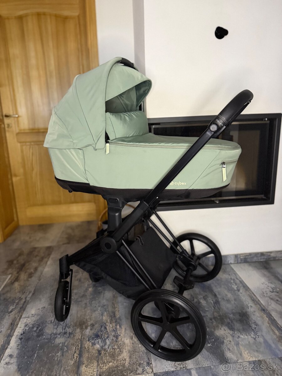 Cybex priam 4.0 leaf