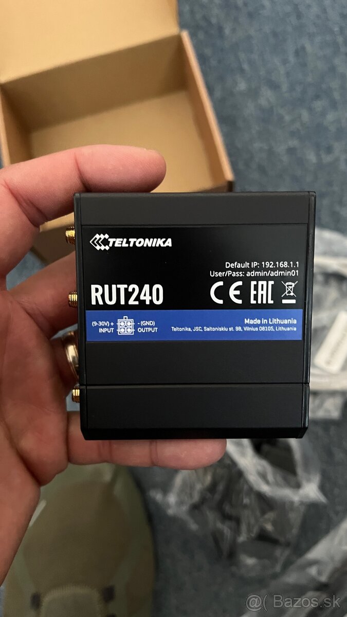 Teltonika RUT240 LTE Wifi Router