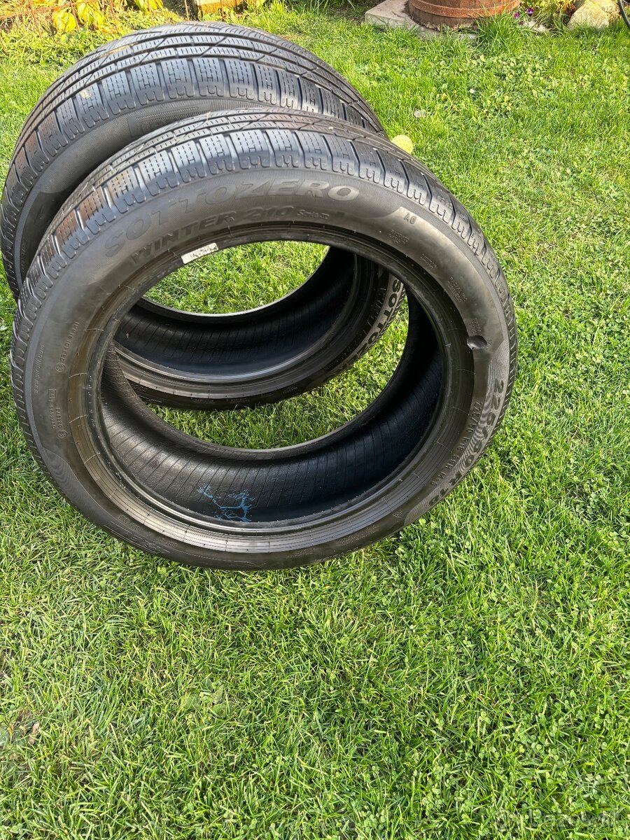 Predavam zimne Pirelli 225/50/R18
