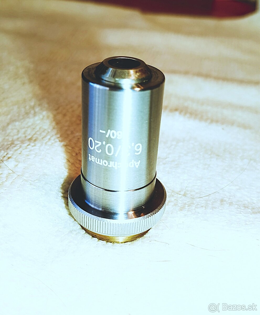 Objektív k mikroskopu