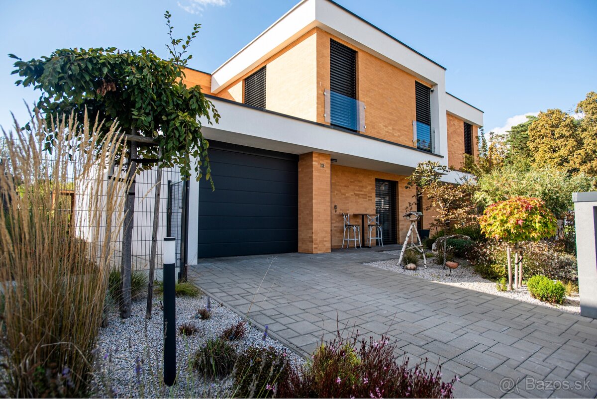 Rodinný dom Malá Ida (nová časť Pánsky les)