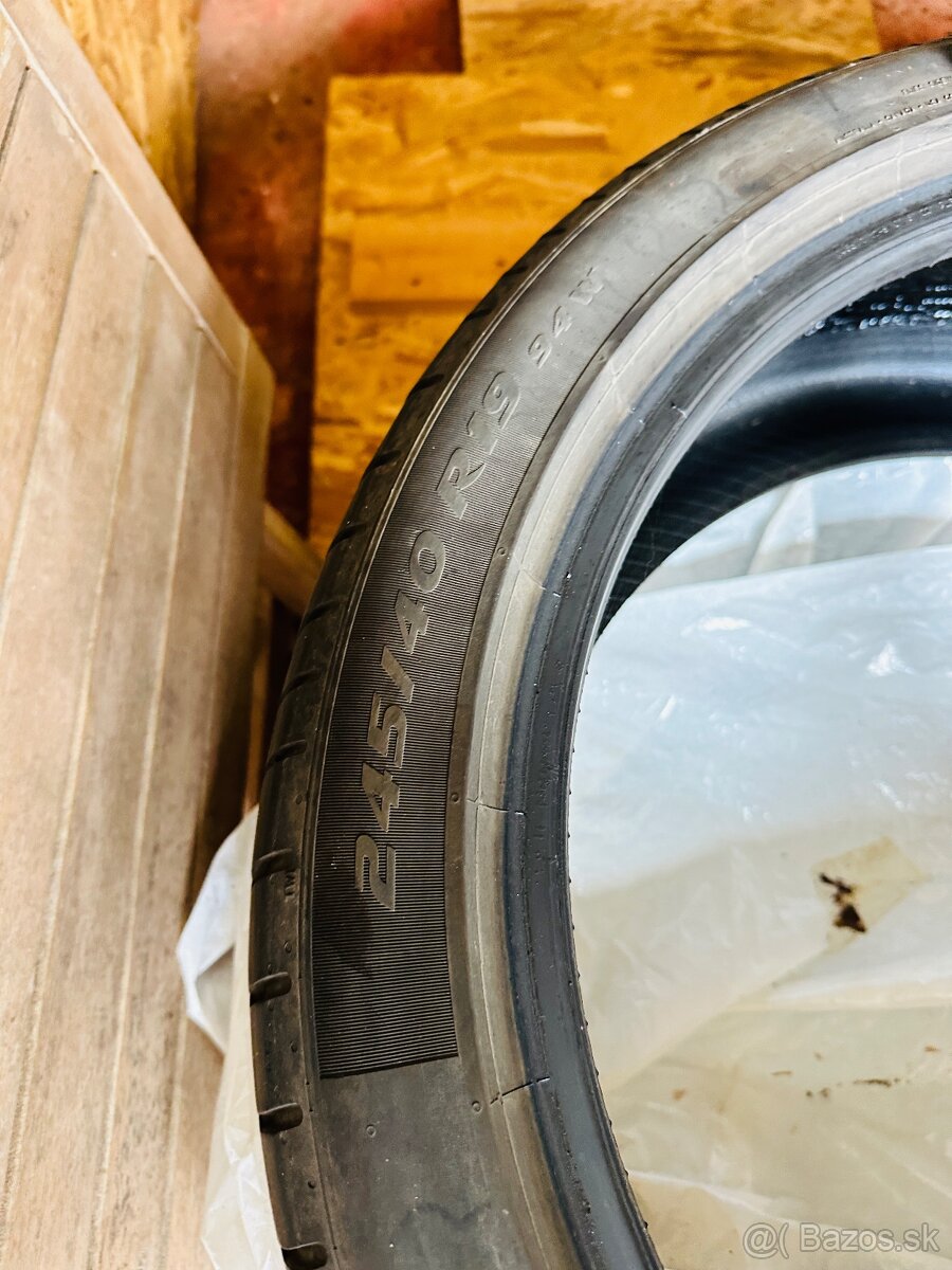 Pneu Pirelli Zero