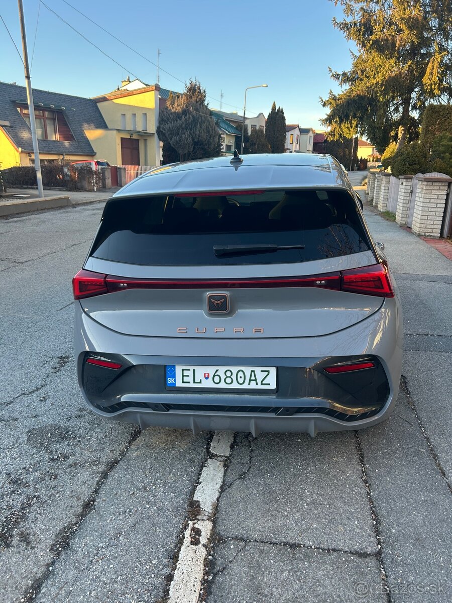 Cupra Born 2023
