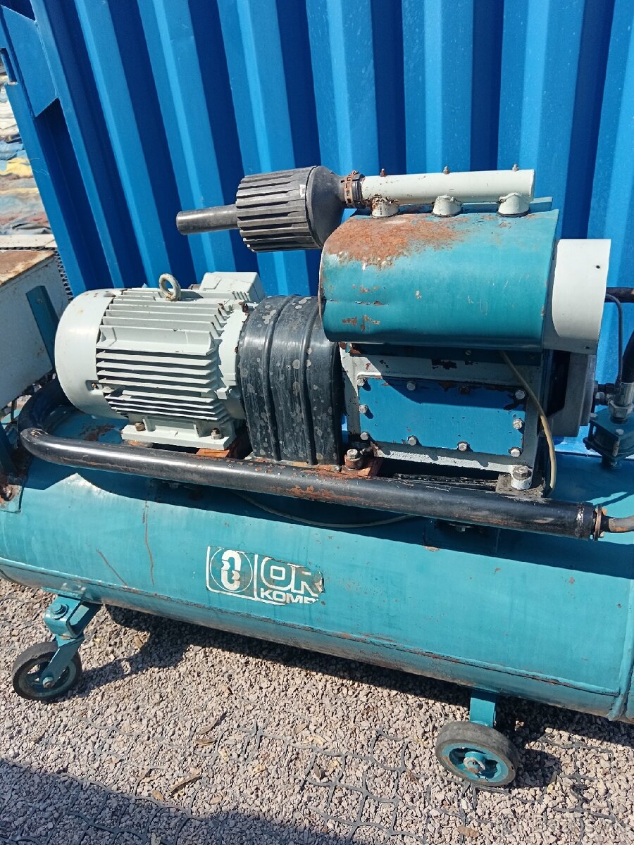 Kompresor Orlík 300Liter Trojvalec