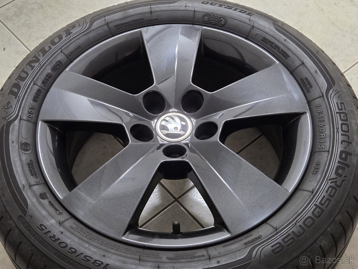 black 15" ŠKODA (5x100), Dunlop 95%