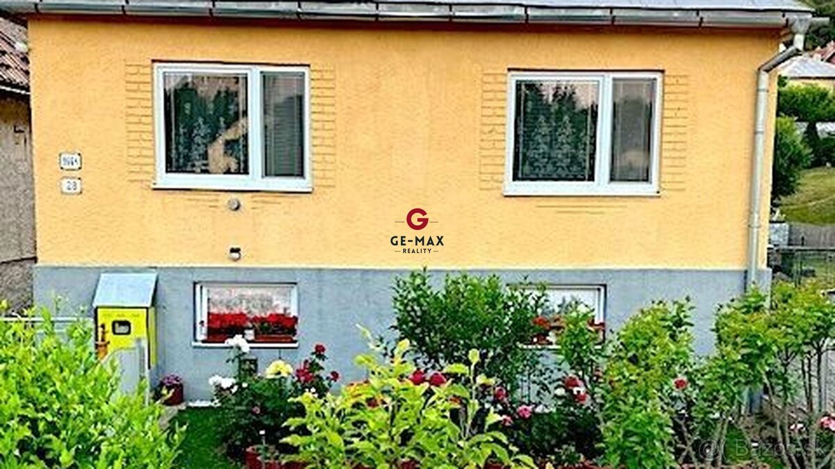 Rodinný dom s garážou a záhradou – Snina, super lokalita