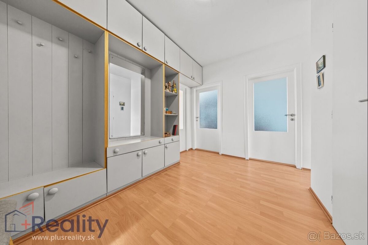 Veľký trojizbový byt v najlepšej lokalite Dunajskej Stredy