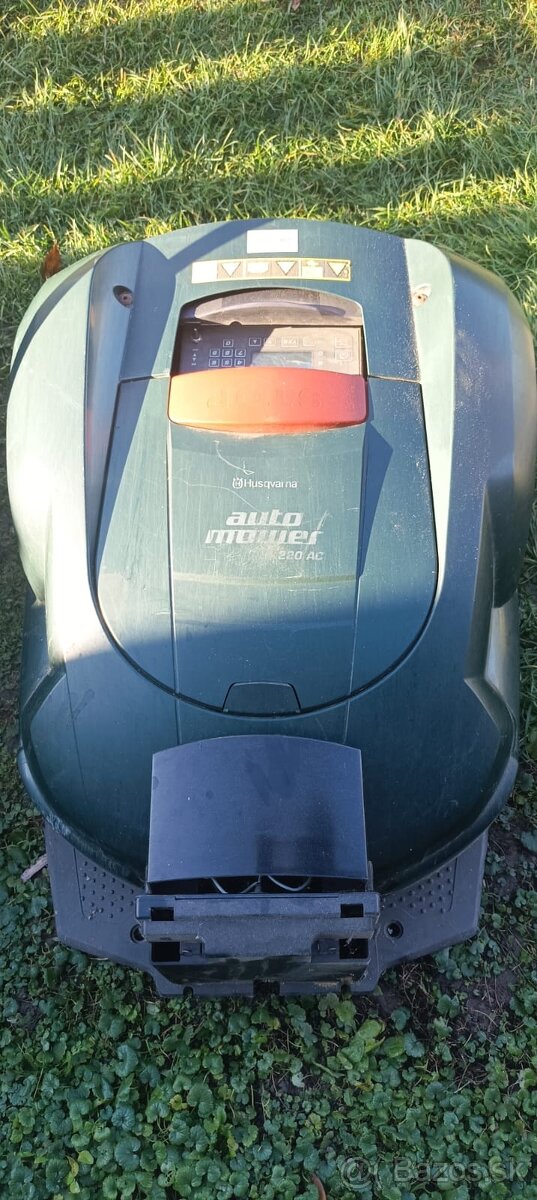 Husqvarna auto mower 220ac