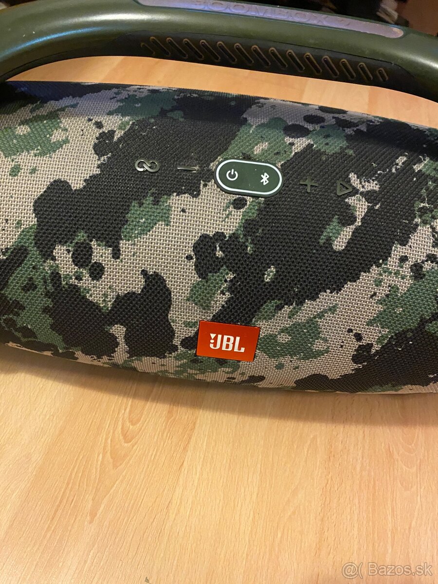 JBL boombox 2