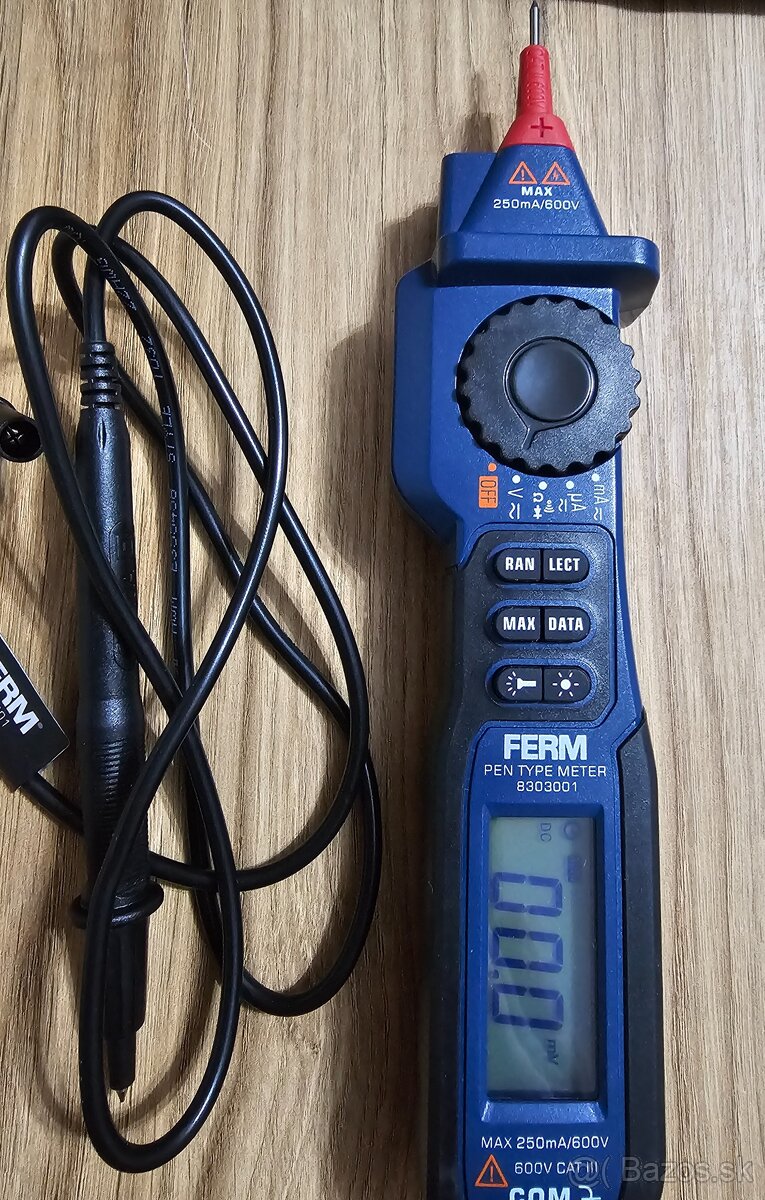 Digitálny multimeter FERM