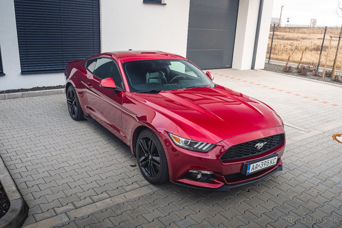 FORD MUSTANG 2.3 ecoboost