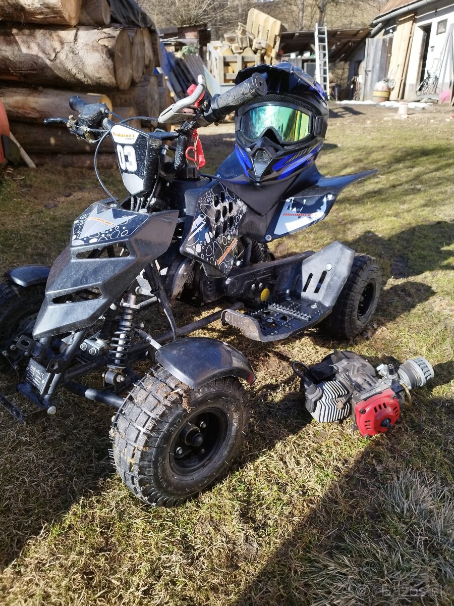 Detská benzínová štvorkolka