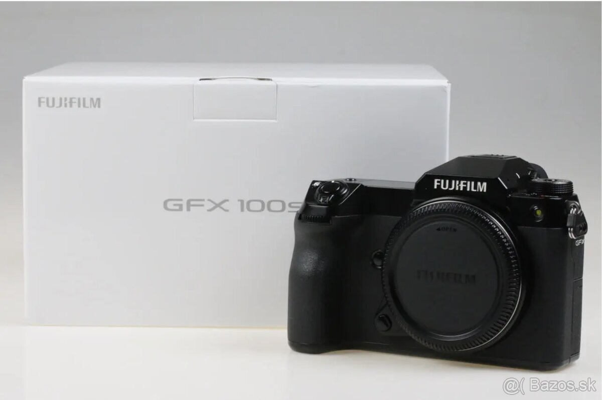 Fujifilm GFX100S