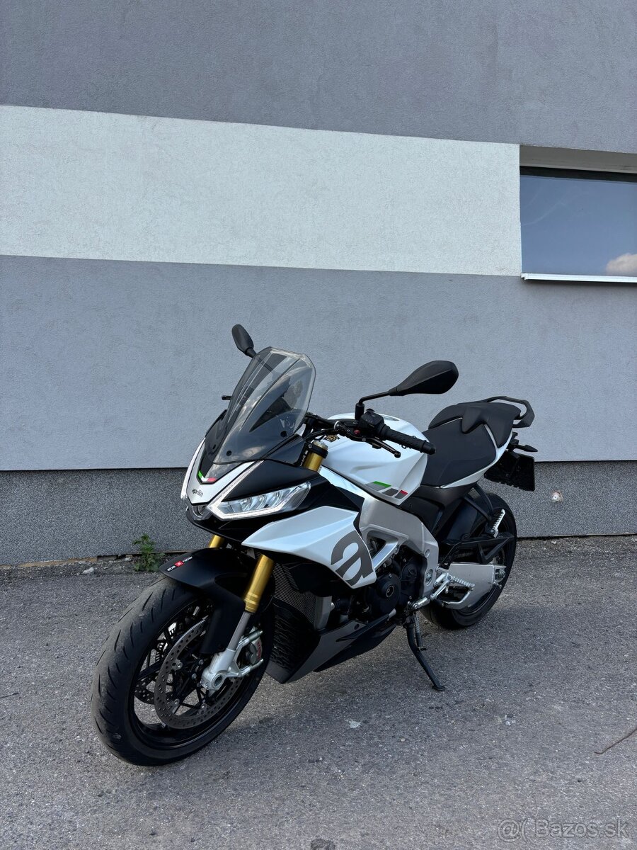 Aprilia tuono v4 1100