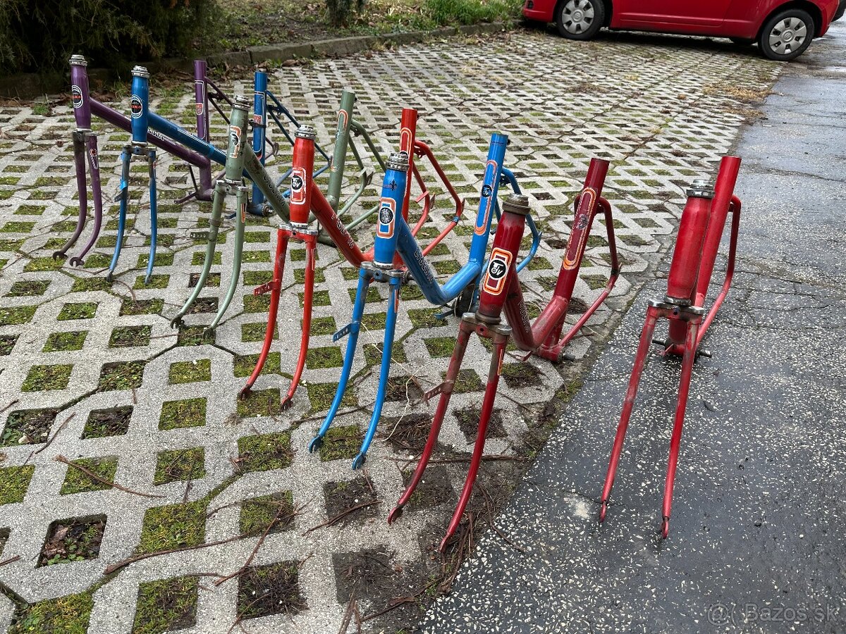 ESKA 24 /Liberta kostra na bicykel