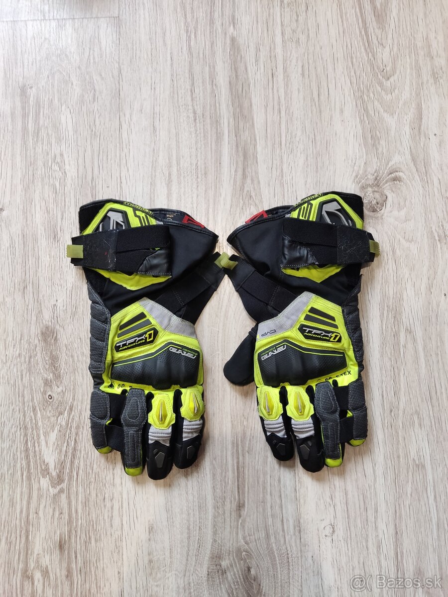 Motorkárske rukavice FIVE TFX1 GTX.