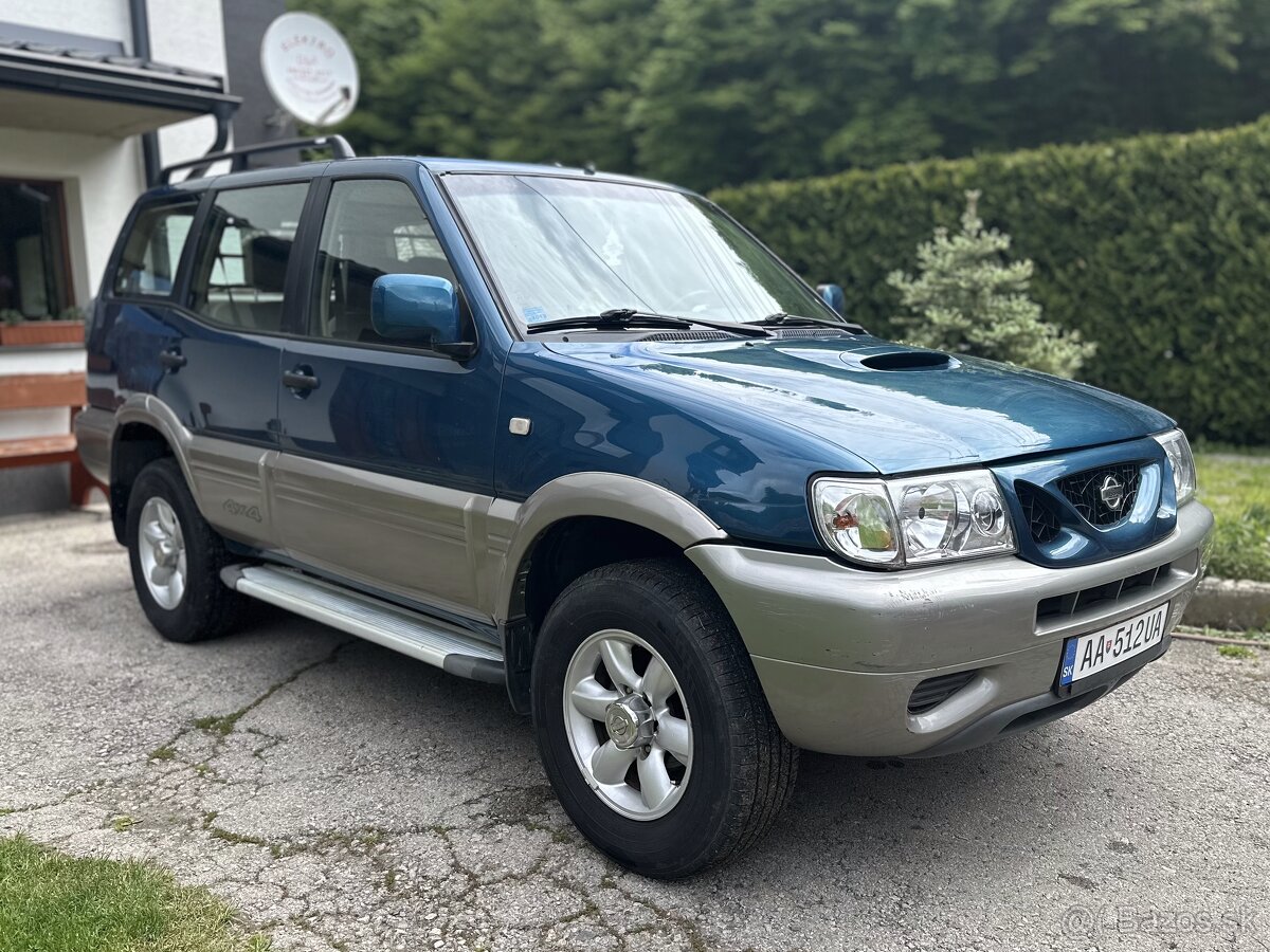 NISSAN TERRANO 2.7 TDI
