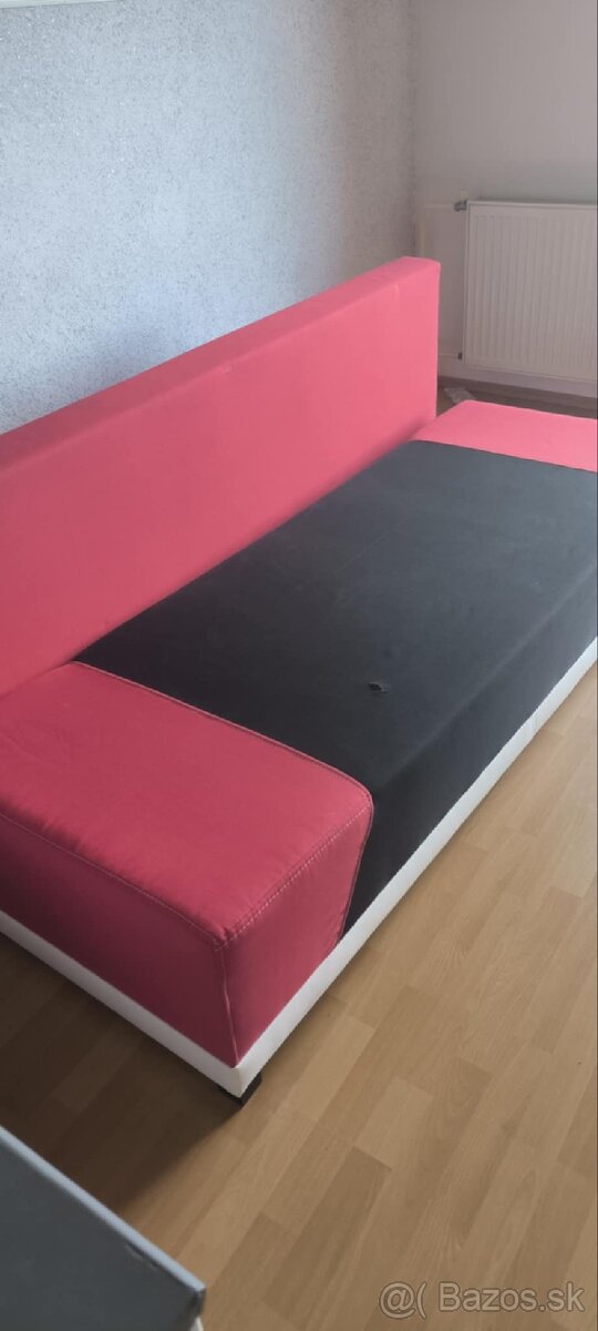 Rozkladacia posteľ