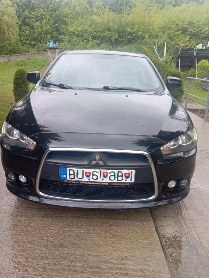 Mitsubishi Lancer