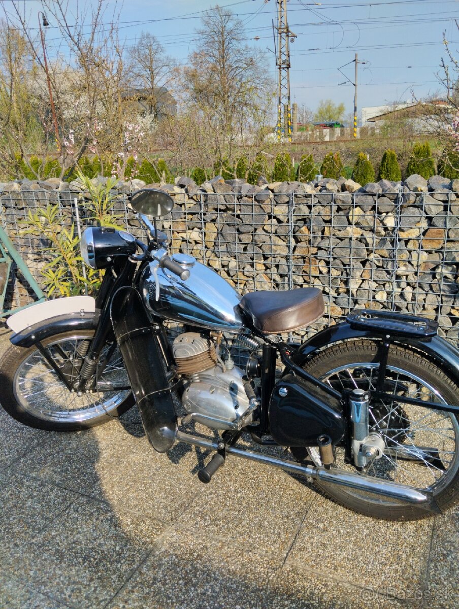 Cz150C