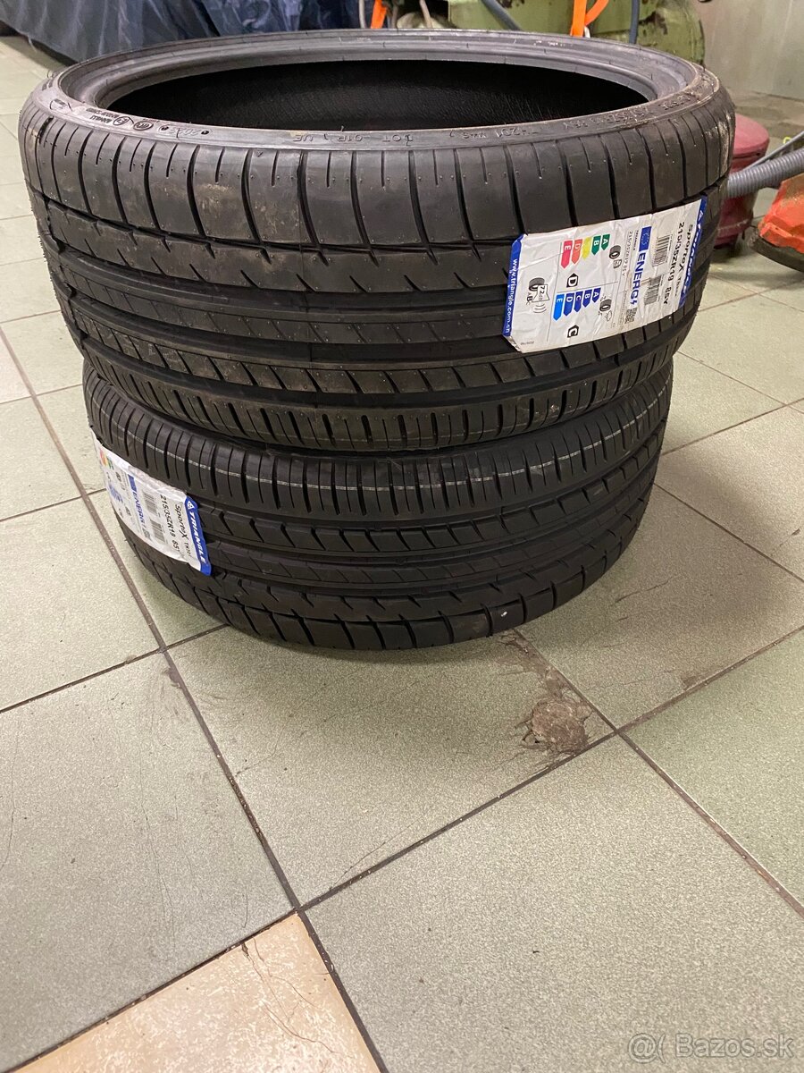 215/35 r19 letné
