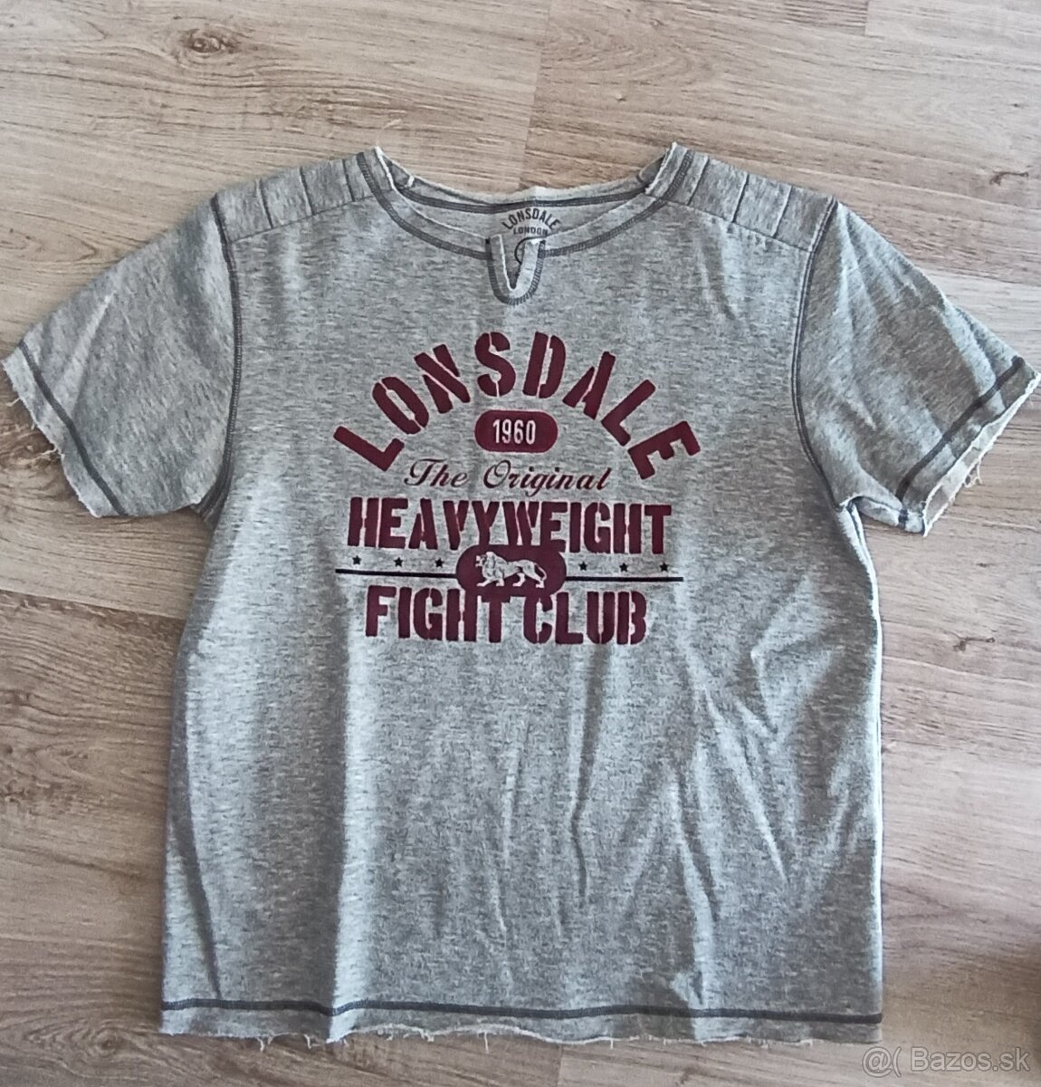 LONSDALE box...