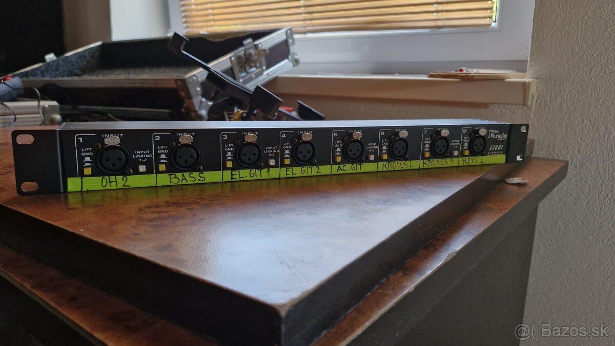 Predám splitre 8x xlr the t.racks