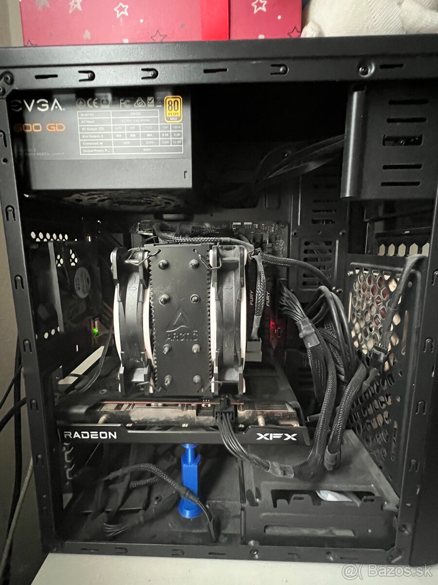 Herný pc 32GB RAM RX 6600 VRAM8GB RYZEN 5 5600 B550M-E