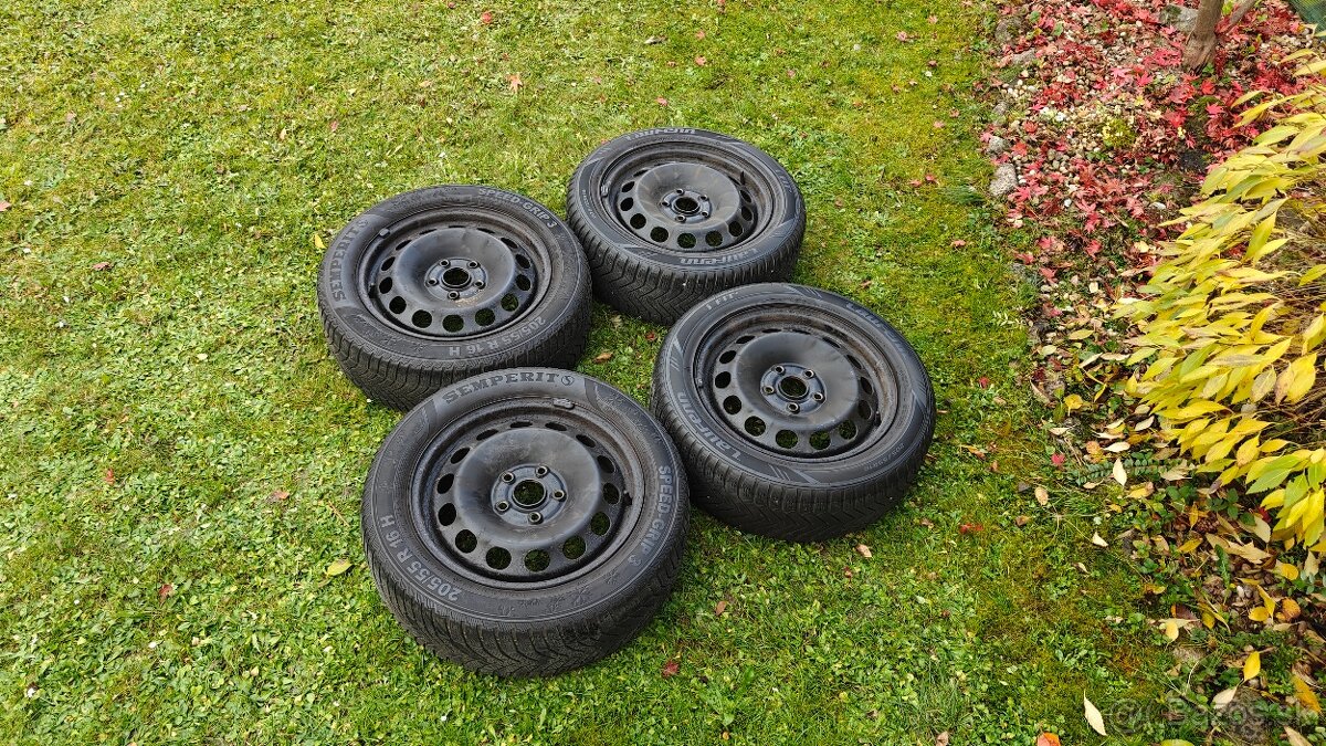 Plechové disky R16 205/55 - Zimné pneu