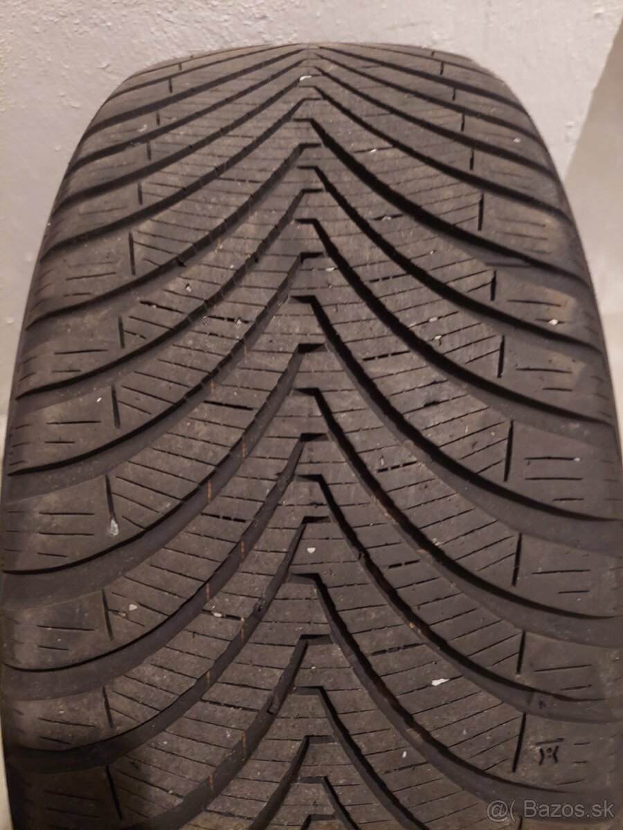205/50 ZR17 93W KUMHO