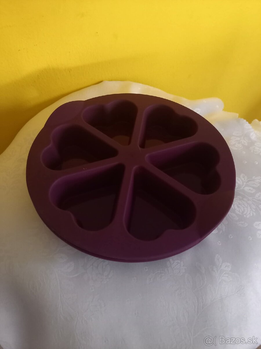 Silikonova forma tupperware Nová