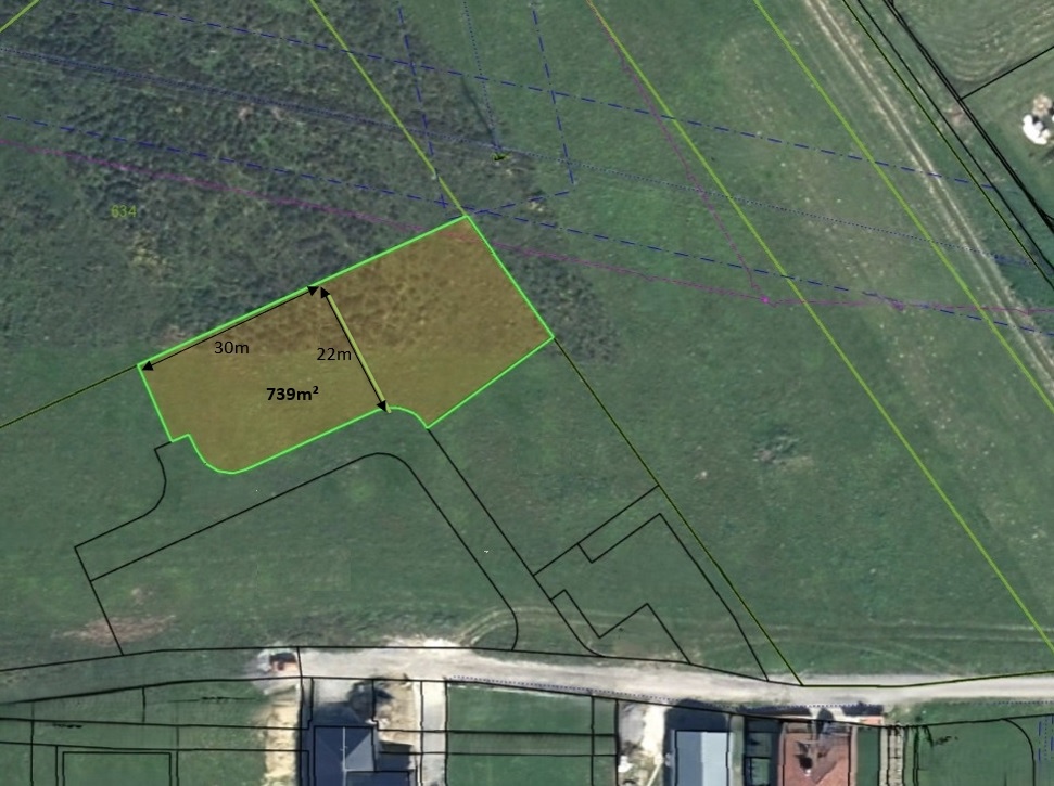 Slnečný stavebný pozemok 739 m² - Bitarová (cca 30m x 22m)