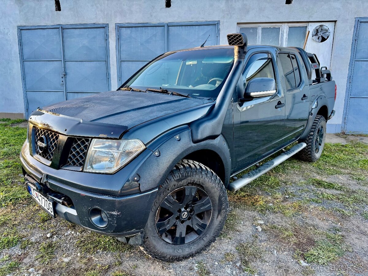 NISSAN NAVARA DOUBLECAB D40 2.5DCI MODEL 2011