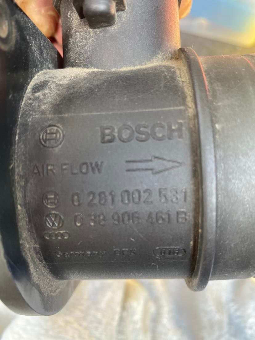 vaha vzduchu 1.9tdi77 kw Volkswagen Touran