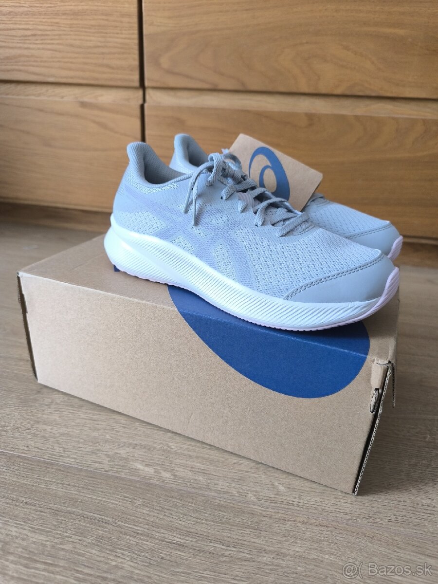 Oredam tenisky Asics