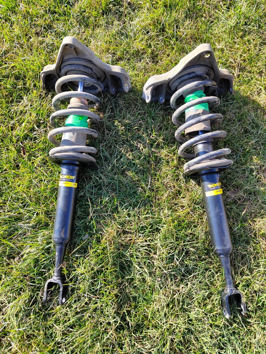 Predné tlmiče Audi A4 B7