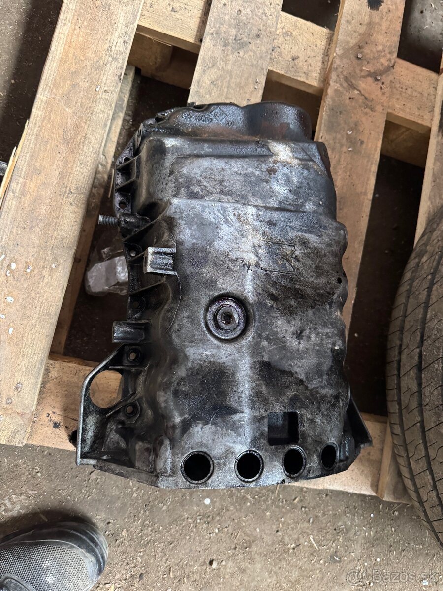 Olejová vana Renault trafic 1.9