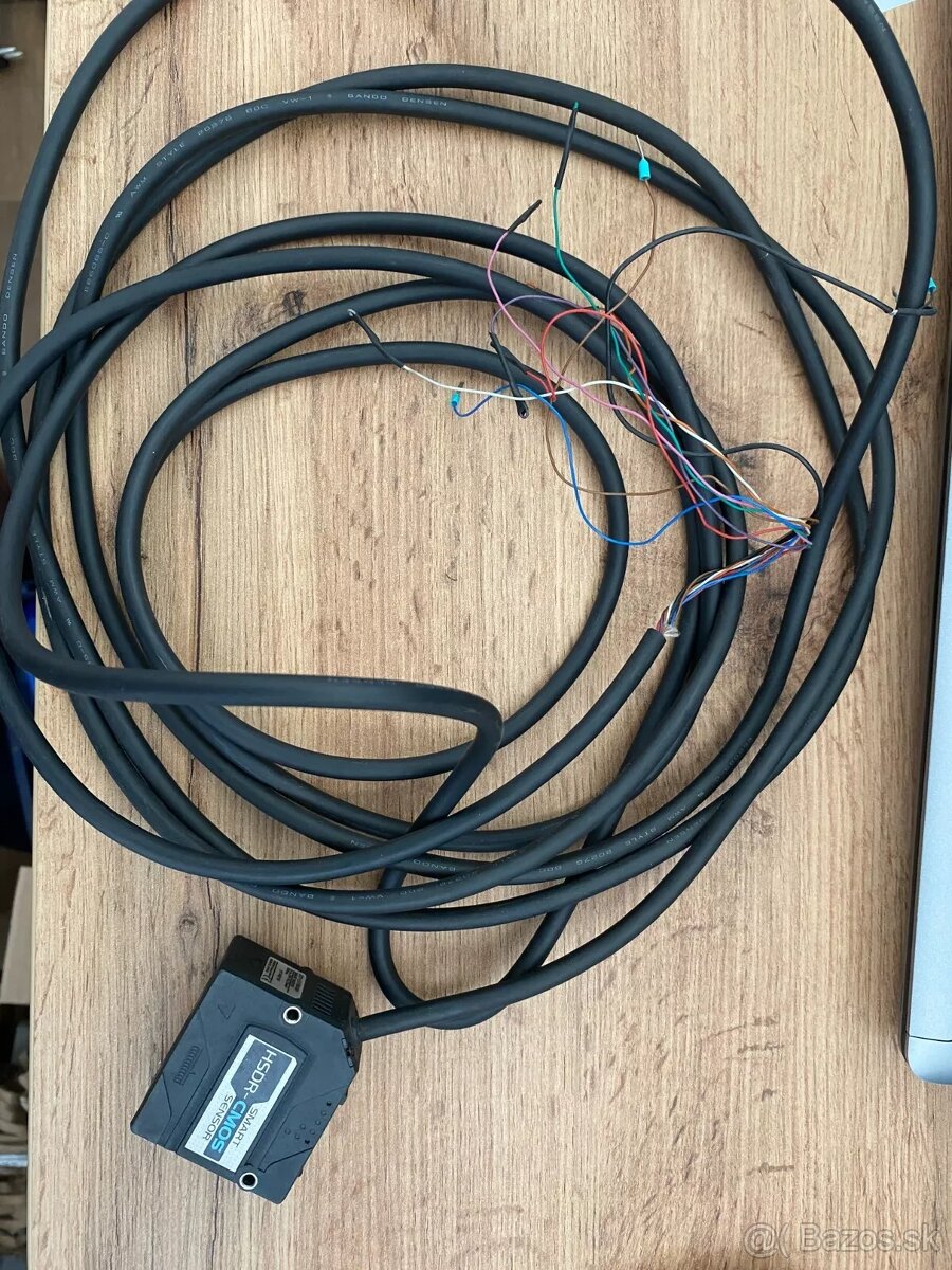 OMRON ZX1-LD100A81 SMART SENSOR