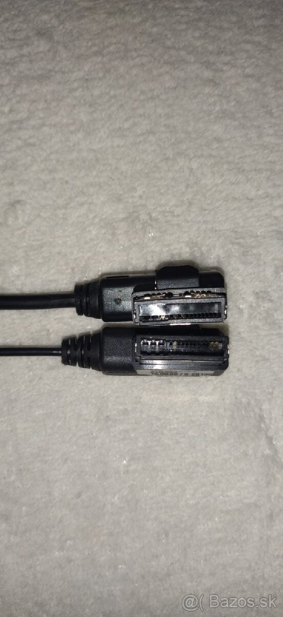 USB káble na audi