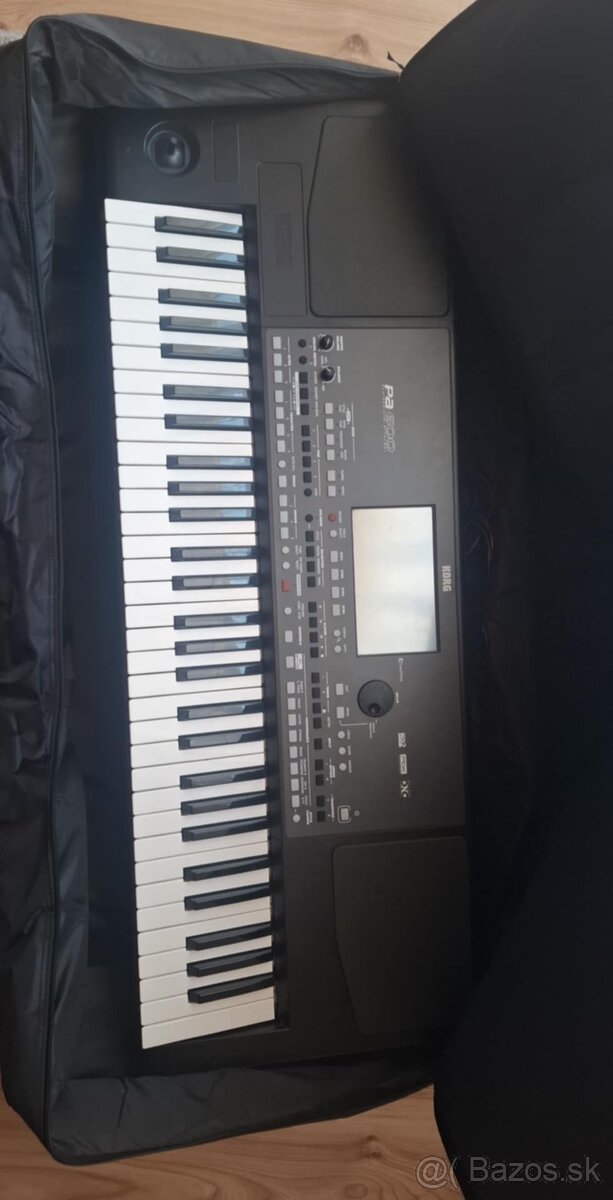 Korg Pa600 TOP STAV
