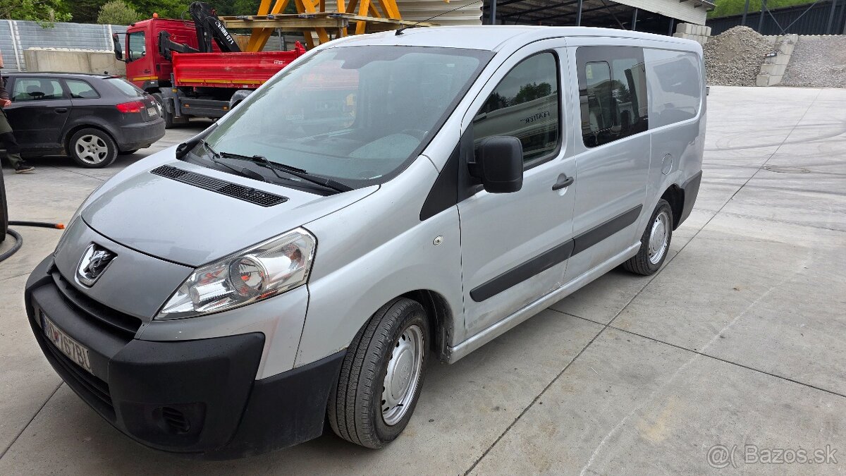 Peugeot expert 6 miestne