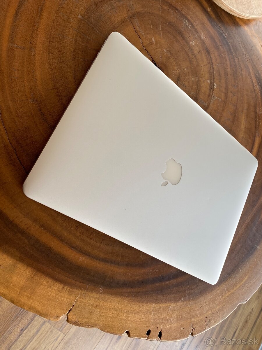 MacBook Pro Retina 15" i7 8GB RAM 500GB SSD,