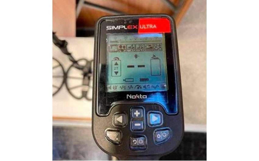 Predam detektor kovov NOKTA SIMPLEX ULTRA