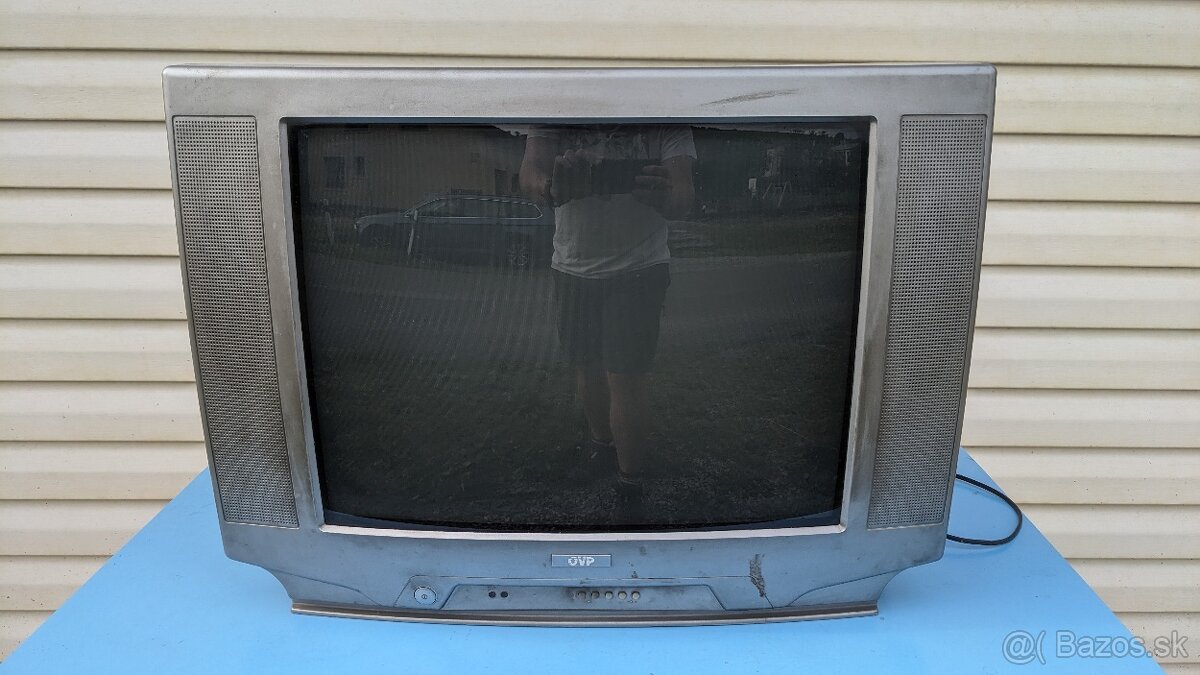 Predám televízor